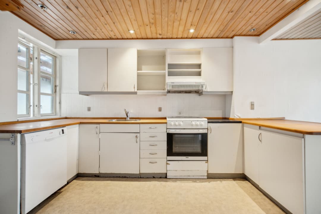 BILLIG VILLA I KORINTH, billede 1 af 8
