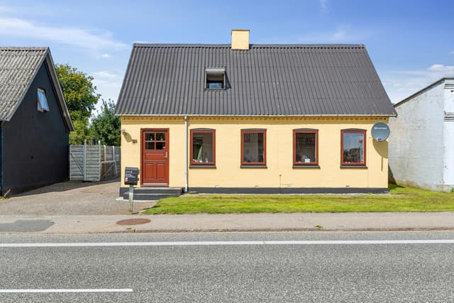 Hovedgaden 28