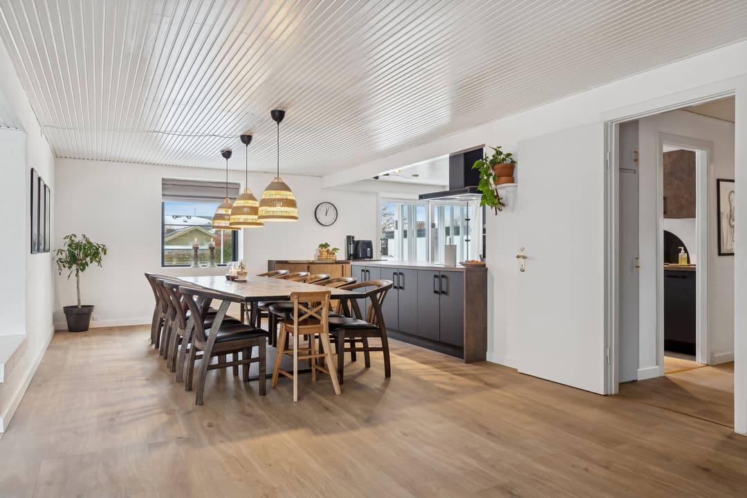 SUPER DEJLIG VILLA - TIL EN SKARP PRIS, billede 1 af 8