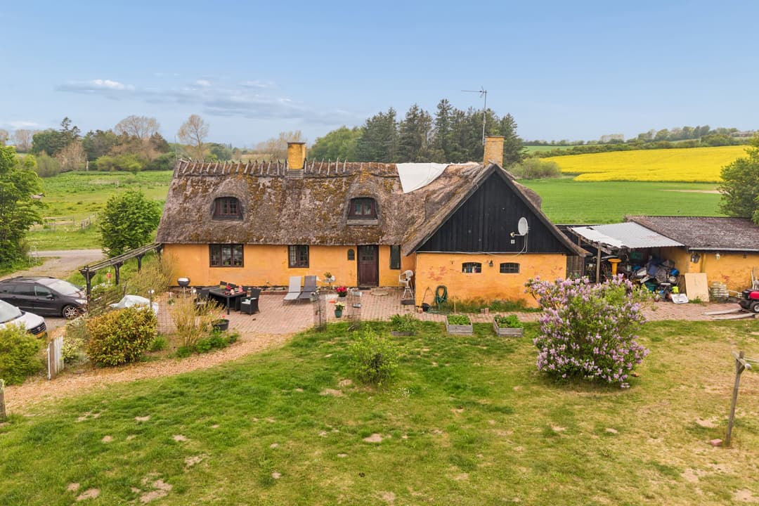 MULIGHEDER, PLADS OG LANDLIG IDYL, billede 1 af 8